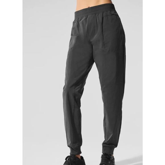 Alo Pants - Alo Yoga Co-Op Pant – Women’s XS – Anthracite (Charcoal) – Retail $138